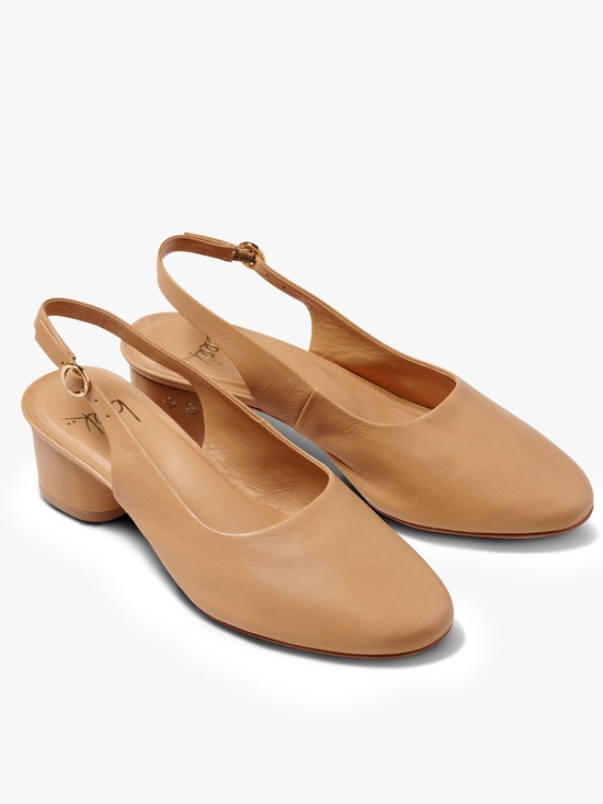 beek Shoes - Beek Lora Hi Little Bird Classic Slingback Block Heel Pumps in Tan Leather